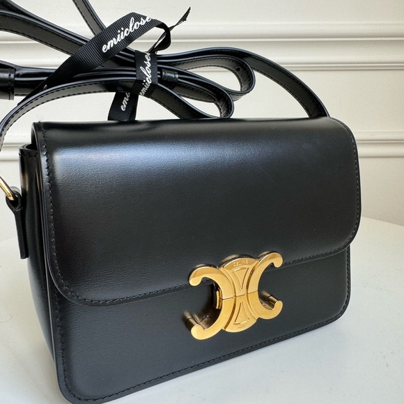 —SOLD—CELINE TEEN TRIOMPHE BAG IN SHINY CALFSKIN BLACK - Picture 1 of 10